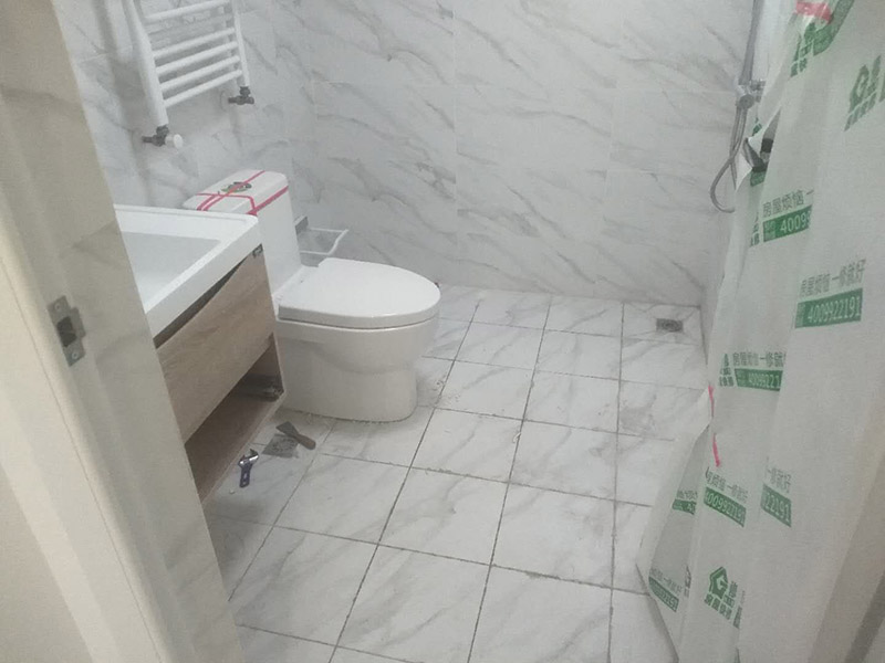 瓷磚裂縫是如何造成的，需要衛生間瓷磚裂縫修復怎么找人