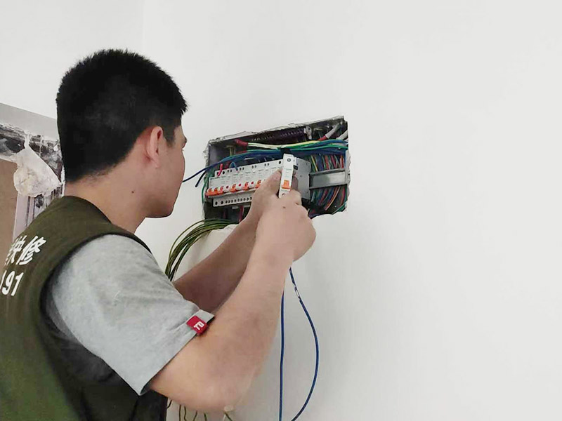 重慶電工修電線遇到電線拉不出來的時(shí)候，通常都是如何應(yīng)對的
