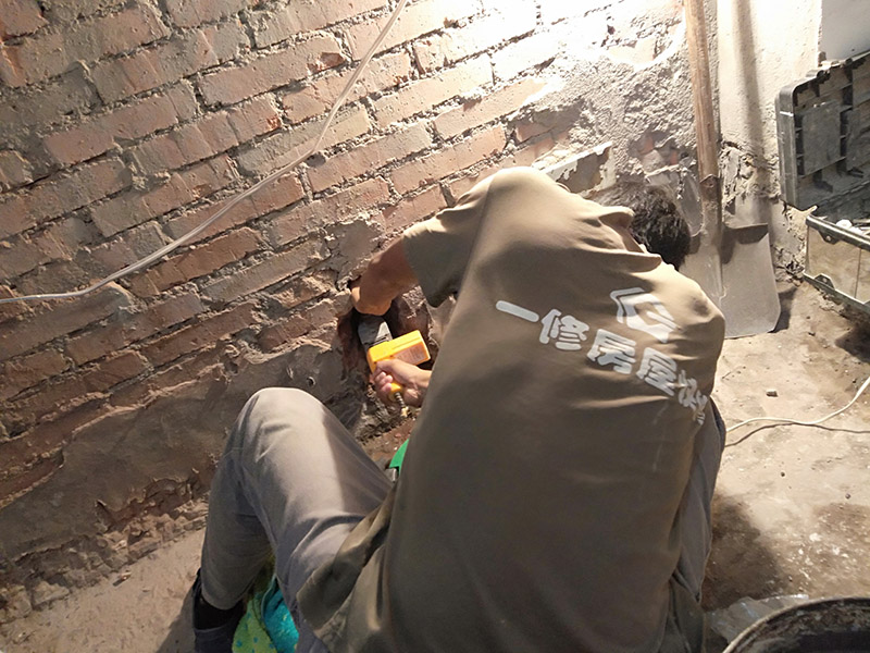 鋪地磚墻磚多少錢一平米，裝修貼瓷磚大